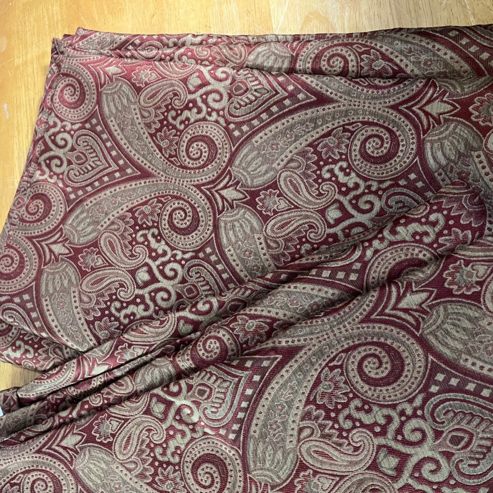 Allen + Roth Vtg Style Red Gold Paisley Lined Curtain Panels 48x82 Set of 2 - Picture 5 of 6